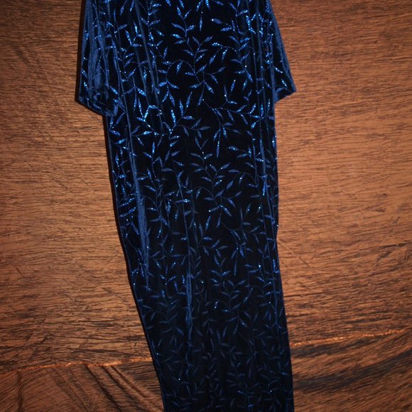 Long Blue DRESS With Blue Glitter Details SIZE24W BY STUDIO C II USED FOR PHOTOS - Picture 3 of 3